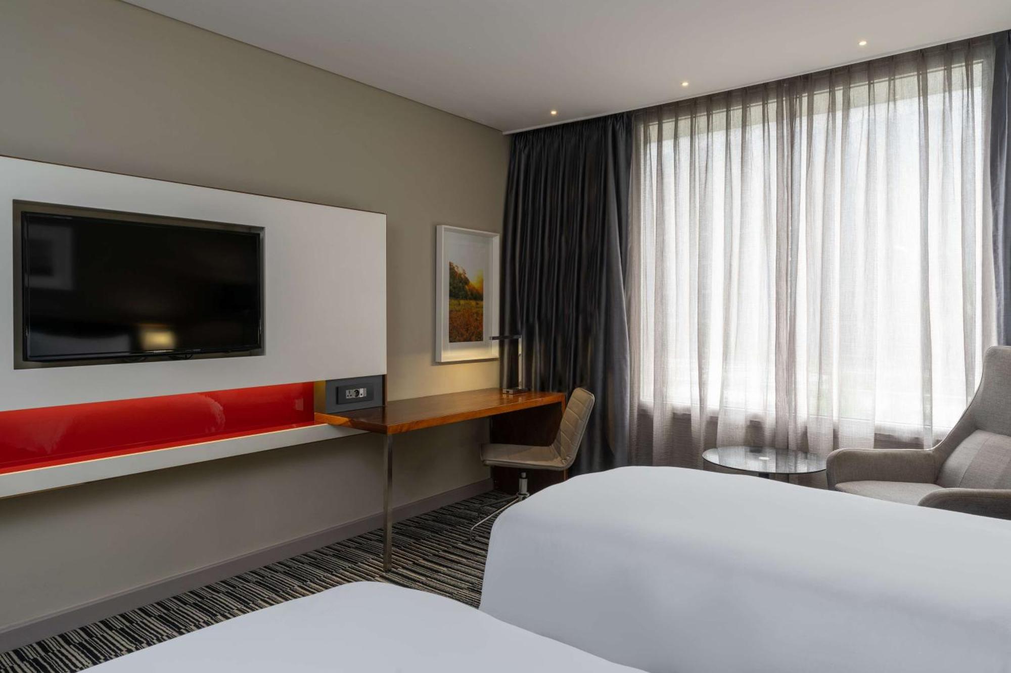 Radisson Blu Okoume Palace Hotel, ליברוויל מראה חיצוני תמונה