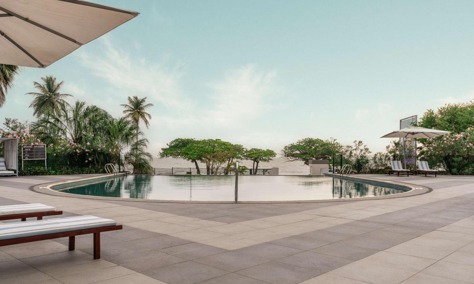 Radisson Blu Okoume Palace Hotel, ליברוויל מראה חיצוני תמונה