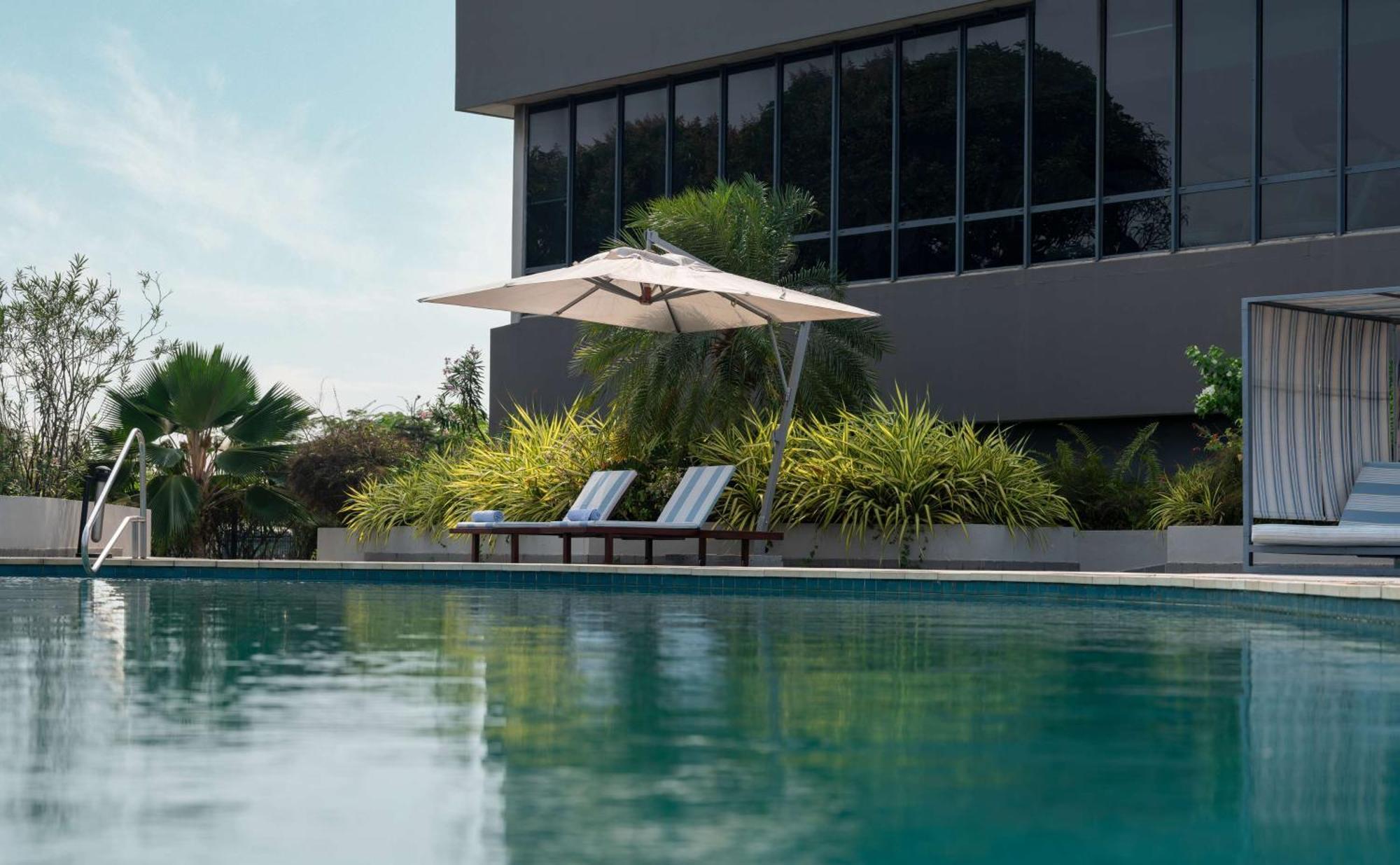 Radisson Blu Okoume Palace Hotel, ליברוויל מראה חיצוני תמונה